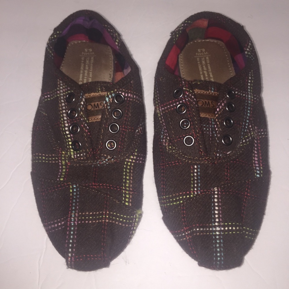 Toms cordones brown slip on sneakers shoes 6.5